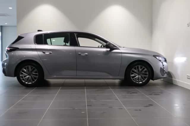 Peugeot 308 (2022) thumbnail 7