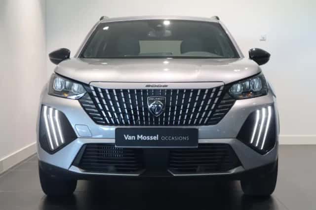 Peugeot 2008 (2025) thumbnail 3