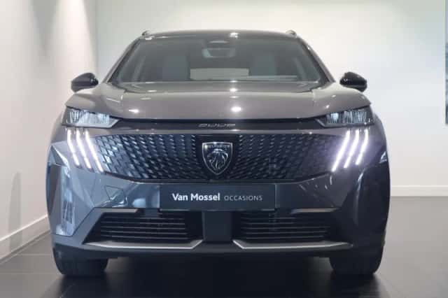 Peugeot 5008 (2025) thumbnail 3