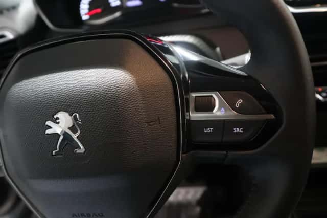 Peugeot 2008 (2022) thumbnail 14