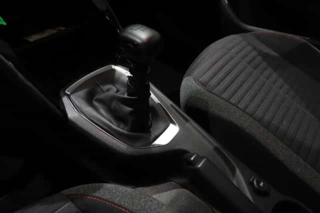 Peugeot 2008 (2022) thumbnail 19