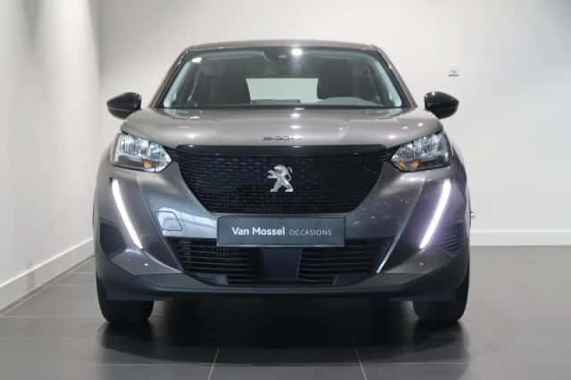 Peugeot 2008 (2022) thumbnail 3