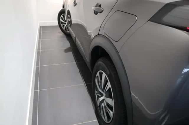 Peugeot 2008 (2022) thumbnail 21