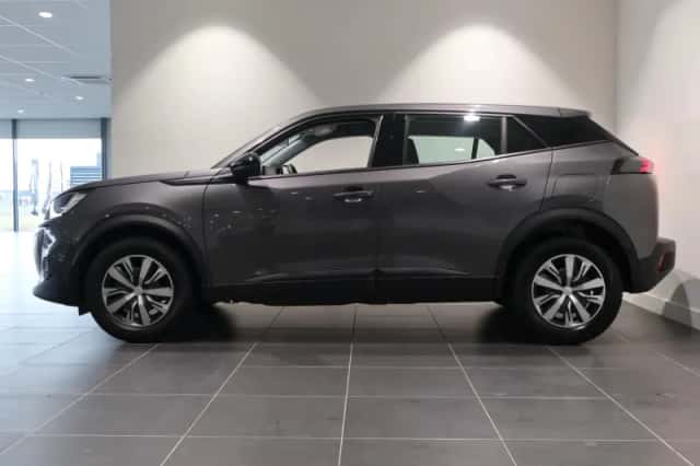 Peugeot 2008 (2022) thumbnail 4
