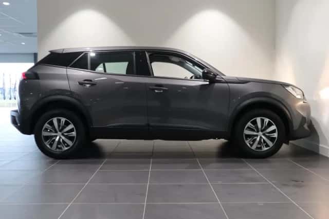 Peugeot 2008 (2022) thumbnail 7