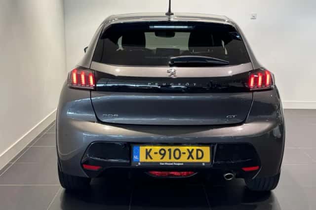 Peugeot 208 (2021) thumbnail 5