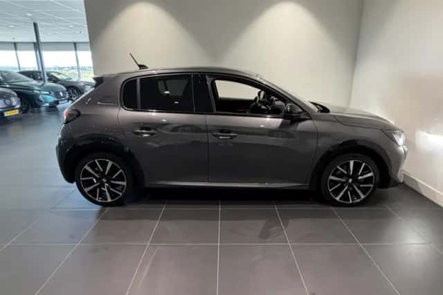 Peugeot 208 (2021) thumbnail 6