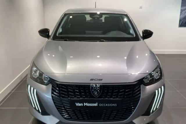 Peugeot 208 (2025) thumbnail 2