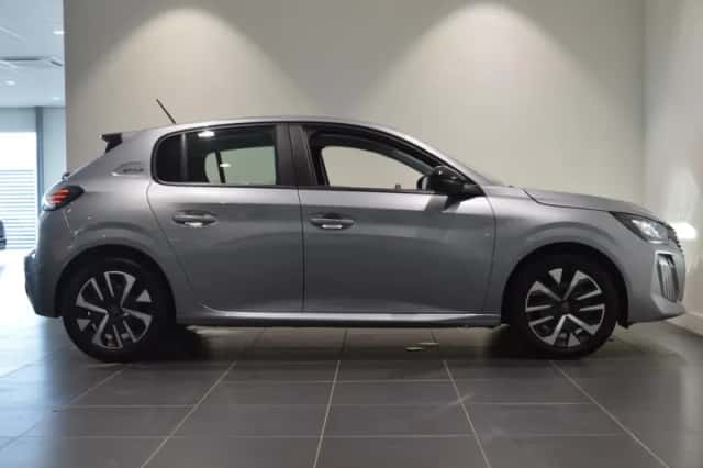 Peugeot 208 (2025) thumbnail 6