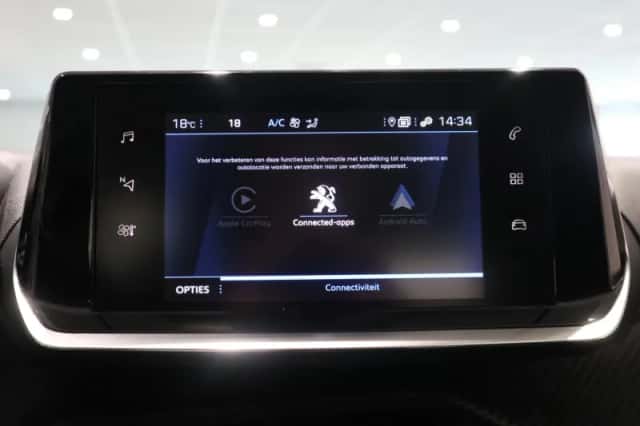 Peugeot 2008 (2022) thumbnail 17