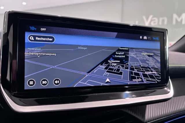 Peugeot 2008 (2025) thumbnail 18