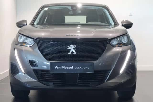 Peugeot 2008 (2021) thumbnail 3
