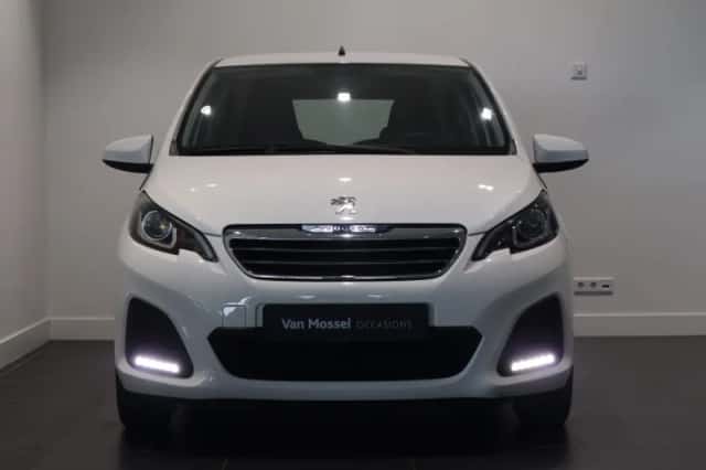Peugeot 108 (2021) thumbnail 3