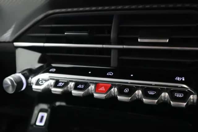 Peugeot 208 (2025) thumbnail 19
