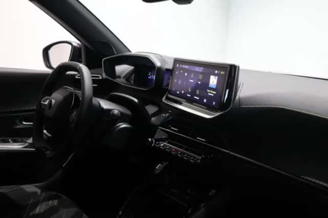 Peugeot e-2008 (2025) thumbnail 11