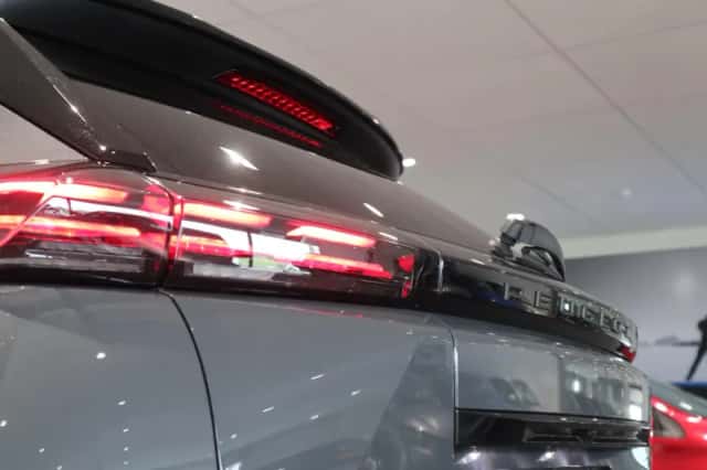 Peugeot e-2008 (2025) thumbnail 13