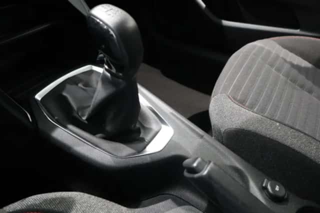 Peugeot 208 (2022) thumbnail 18