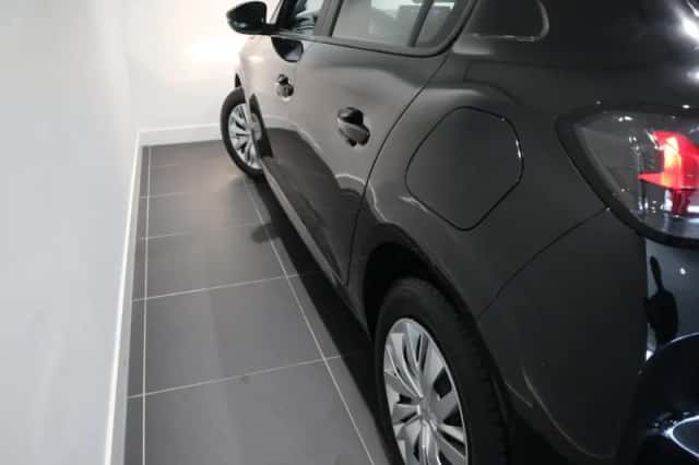 Peugeot 208 (2022) thumbnail 20