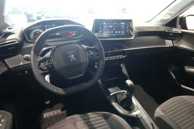 Peugeot 208 (2022) thumbnail 9