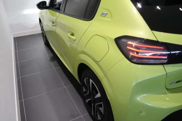 Peugeot e-208 (2024) thumbnail 22