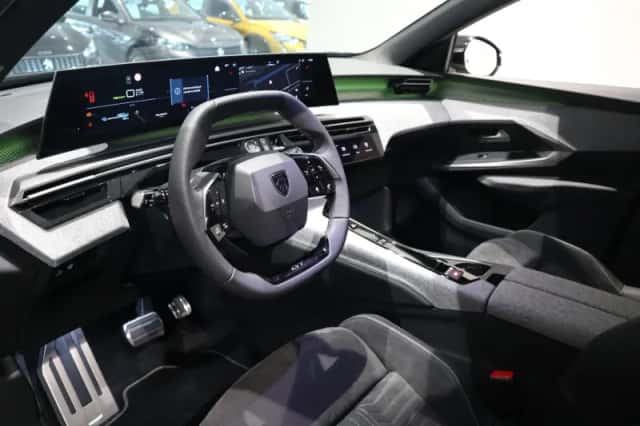 Peugeot E-5008 (2025) thumbnail 7