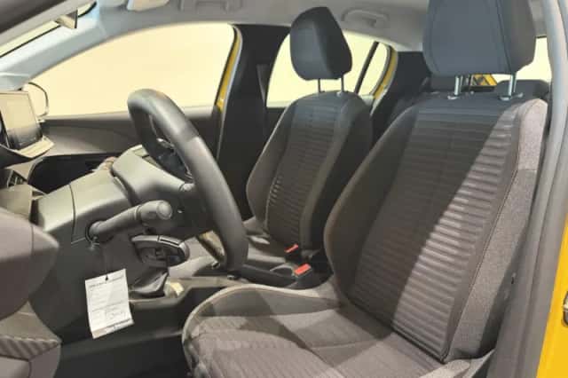 Peugeot 208 (2022) thumbnail 6