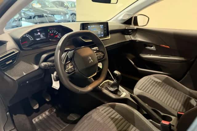 Peugeot 208 (2022) thumbnail 6