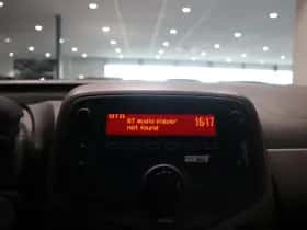 Peugeot 108 (2021) thumbnail 16