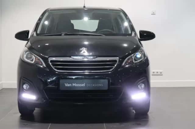 Peugeot 108 (2021) thumbnail 3