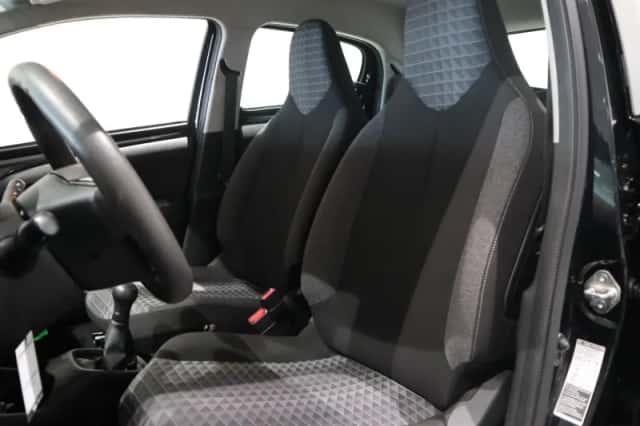 Peugeot 108 (2021) thumbnail 8