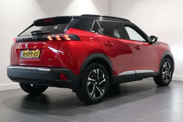 Peugeot e-2008 (2022) thumbnail 5