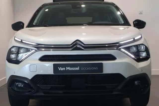 Citroën C4 (2023) thumbnail 3
