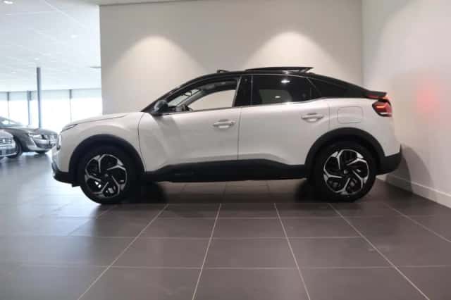 Citroën C4 (2023) thumbnail 4