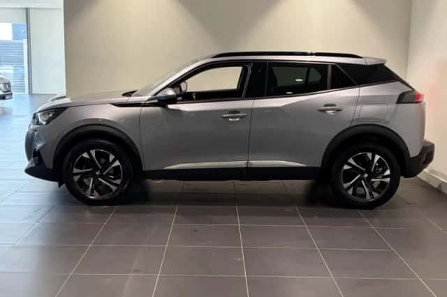Peugeot 2008 (2020) thumbnail 3