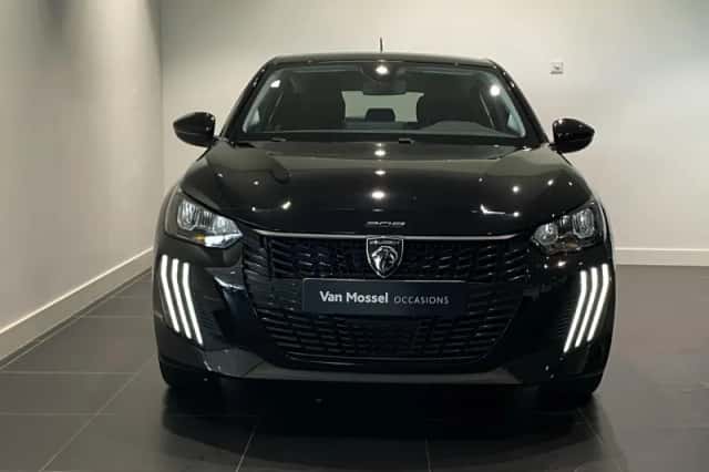 Peugeot e-208 (2024) thumbnail 3