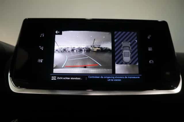 Peugeot 2008 (2021) thumbnail 20