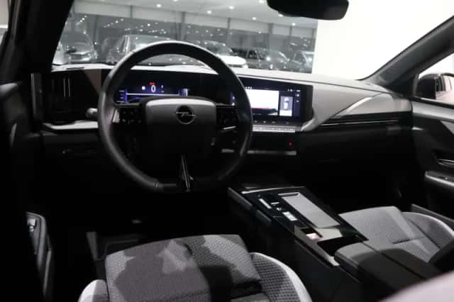 Opel Astra (2025) thumbnail 12
