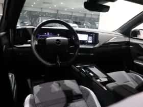 Opel Astra (2025) thumbnail 12