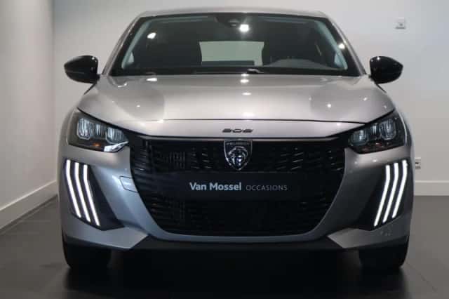 Peugeot 208 (2025) thumbnail 3