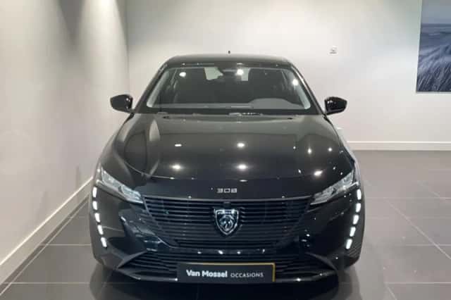 Peugeot 308 (2022) thumbnail 2
