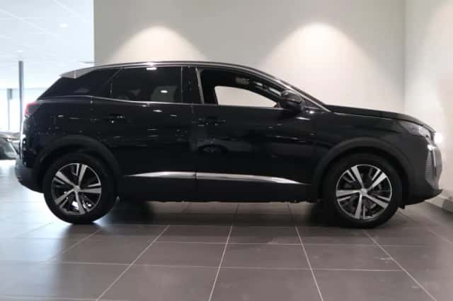 Peugeot 3008 (2024) thumbnail 6