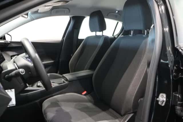 Peugeot 308 (2023) thumbnail 8