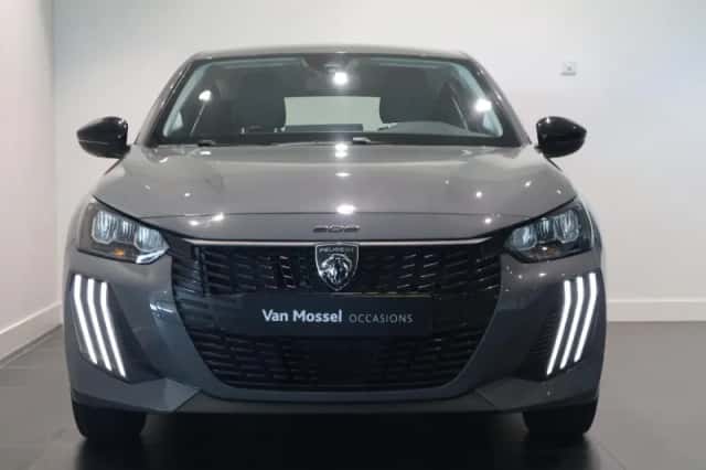 Peugeot 208 (2024) thumbnail 3