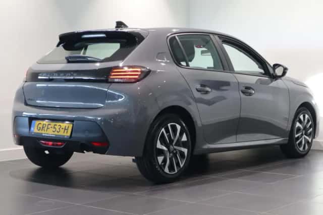 Peugeot 208 (2024) thumbnail 5