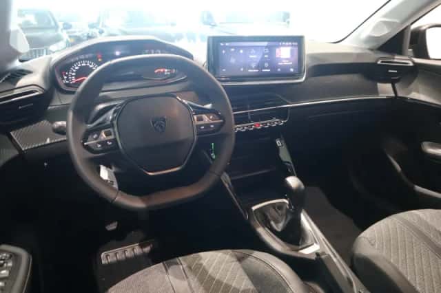 Peugeot 208 (2024) thumbnail 9
