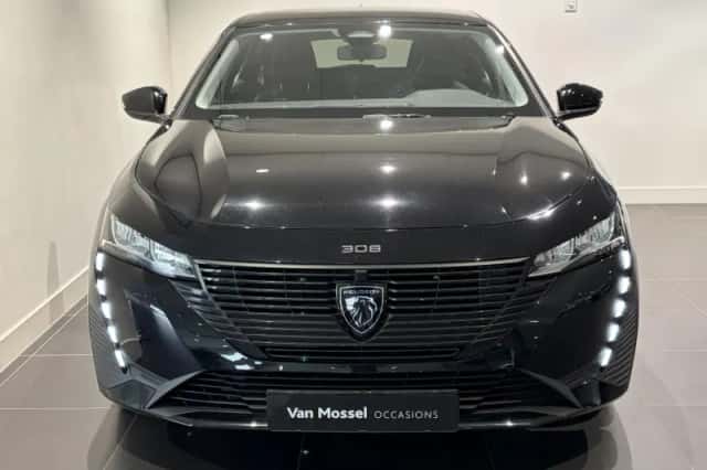 Peugeot 308 (2022) thumbnail 3