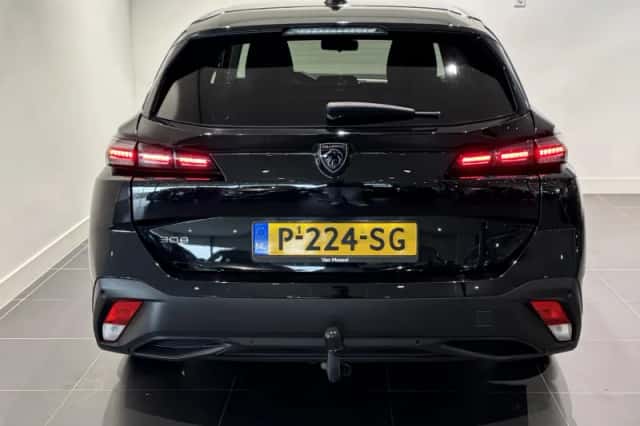Peugeot 308 (2022) thumbnail 6