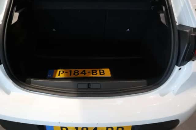 Peugeot 208 (2022) thumbnail 19