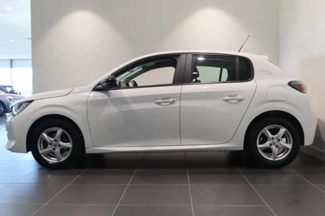 Peugeot 208 (2022) thumbnail 4
