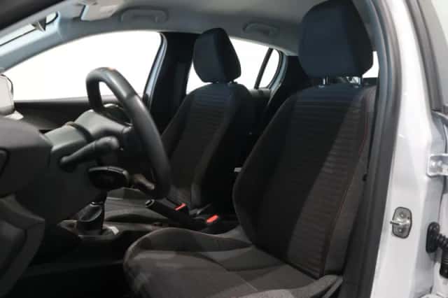 Peugeot 208 (2022) thumbnail 8